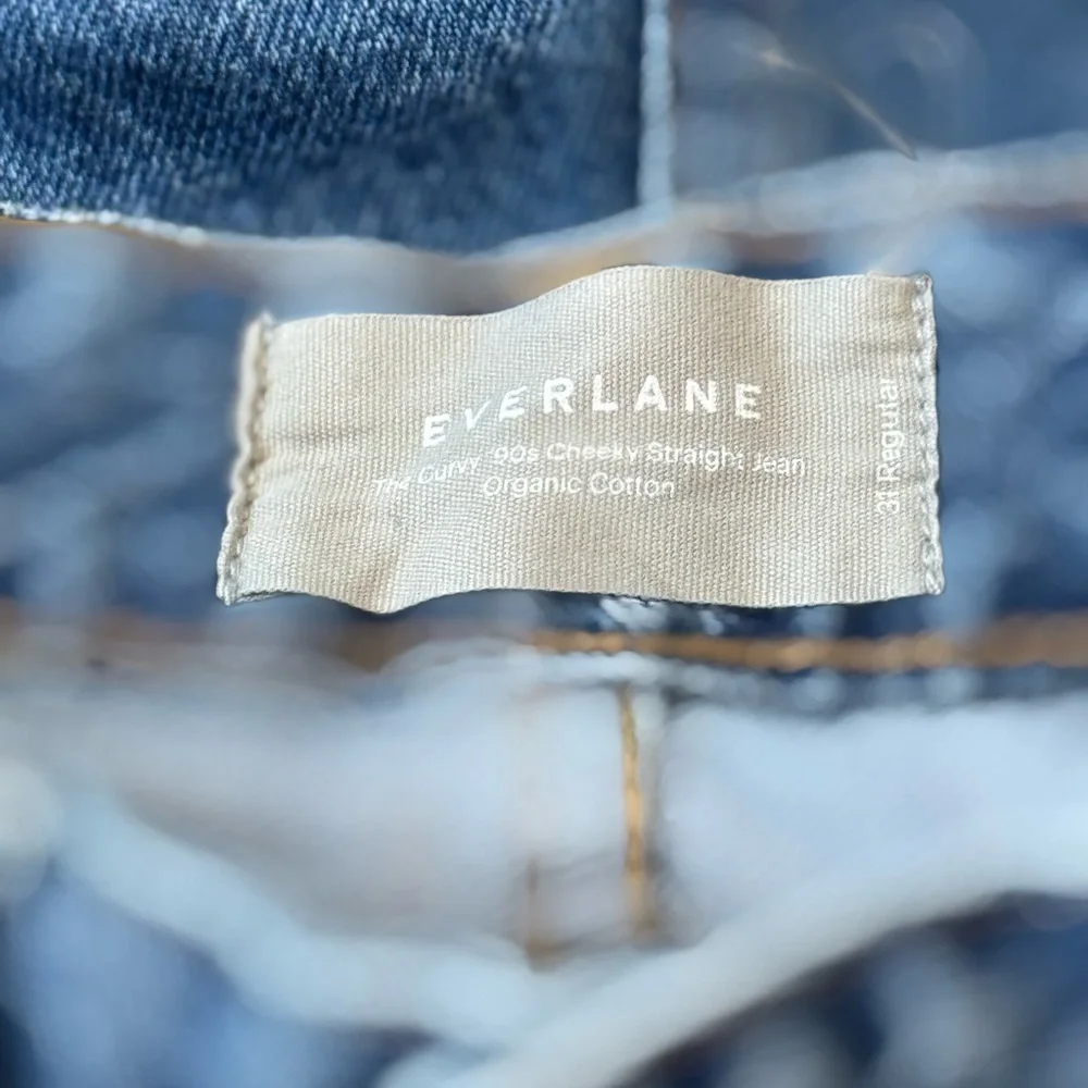 EVERLANE BLUE BOYFRIEND JEANS – SIZE 31R